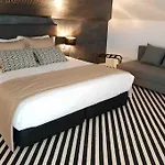 Thomar Boutique Hotell 4*